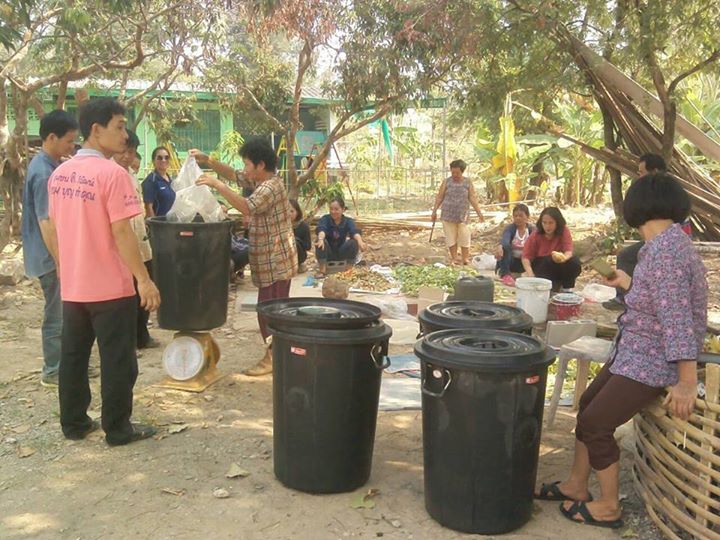 โครงการส่งเสริมพัฒนาศักยภาพเศรษฐกิจพอเพียงสู่ชุมชนตำบลดอกคำใต้ …