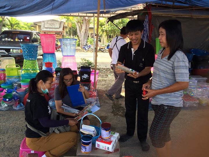 โครงการ “ห้องสมุดเคลื่อนที่สำหรับชาวตลาด”